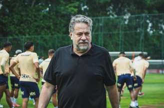Julio Casares deixa o São Paulo em meio a escândalos e uma crise institucional –
