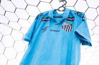 Dificuldade de assinar novo contrato de patrocínio mesmo com jogadores como Neymar e Gabigol no elenco surpreende o Santos –