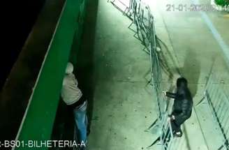 Muros do Allianz foram pichados após derrota do Palmeiras para o Novorizontino –