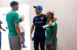 Zubeldía em contato com Arana, reforço do Fluminense –