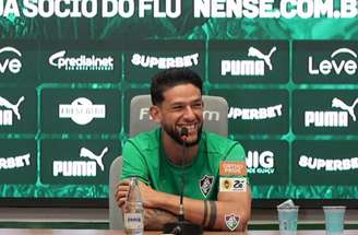 Jemmes foi titular na vitória sobre o Flamengo –