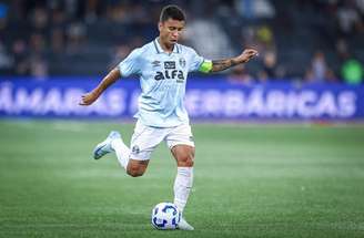 Marcos Rocha ficou marcado no Gre-Nal por tentar afastar perigo e anotar gol contra  –