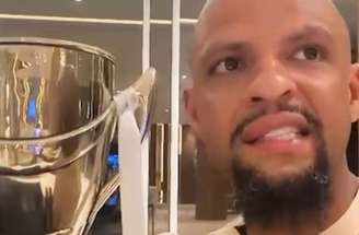 Bernard em ação no clássico contra o Cruzeiro, na Arena MRV –