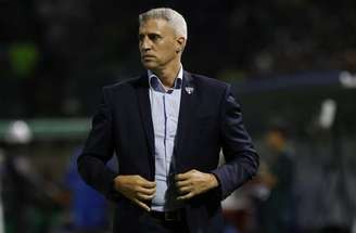 Crespo vem respaldando elenco durante troca na presidência do São Paulo –