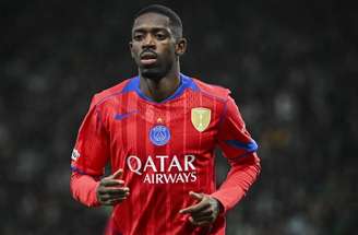 Ousmane Dembélé em ação com a camisa do PSG na Champions –