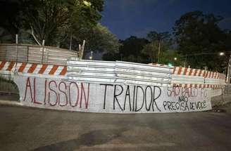Torcida do São Paulo ficou na bronca com o volante –