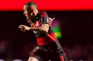 Cebolinha briga por titularidade com Samuel Lino no Flamengo –