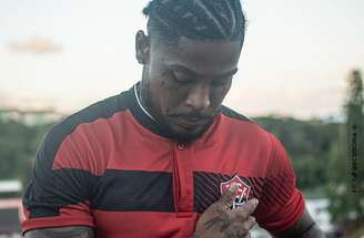 Marinho busca ser destaque no Vitória –