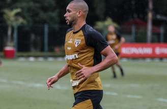 Alisson voltou a treinar no São Paulo –