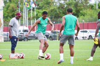 Lelê chegou ao Fluminense em 2023, mas não conseguiu se firmar –