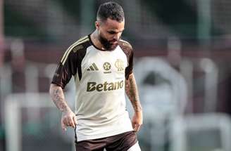 Michael não brilhou nesta segunda passagem pelo Flamengo –