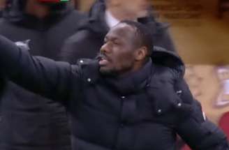 Vaquinha na internet recolhe fundos para pagar a multa de Pape Thiaw – Reprodução