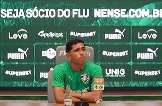 Savarino durante treino do Fluminense no CT Carlos Castilho –