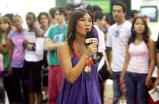 Lembrada por papel em 'Malhação', Daniele fez diversas novelas da TV Globo, além de também já ter sido apresentadora de programas na Globo e no Multishow. Ela usa o nome artístico Danni Suzuki.