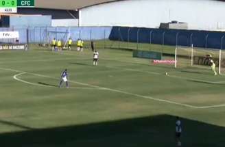 Pedro Rangel em ação pelo Coritiba –