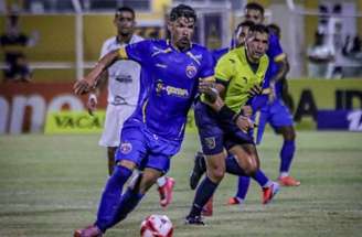 Gilson Kleina colocou o Boavista no ataque, mas no fim seu time ficou no 1 a 1 com o Sampaio Corrêa.