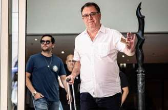 Presidente do Santos nega crise e pede voto de confiança para torcida –