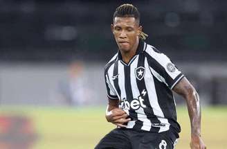 Danilo elogia trabalho de Anselmi no Botafogo –