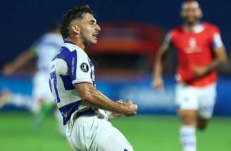 No primeiro tempo, os dois times tiveram chances claras de marcar no confronto –