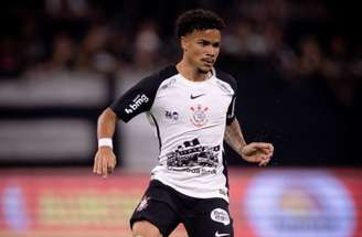 Hugo precisará passar por cirurgia e deve desfalcar o Corinthians por alguns meses –