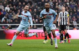 Bruno Guimarães deixa o dele na derrota de virada do Newcastle em pleno St James’ Park –