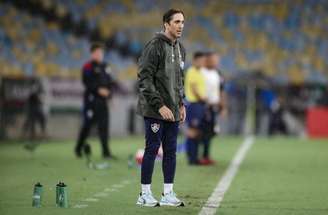 Zubeldía com o troféu da Taça Guanabara –