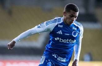 Rodriguinho em campo pelo Cruzeiro –