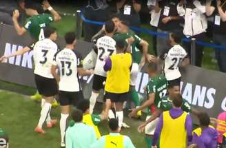Súmula do Dérbi cita expulsão de gandula do estádio do Corinthians por chutar atacante do Palmeiras –