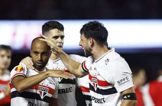 Lucas trata assunto de renovação como algo prematuro no São Paulo –