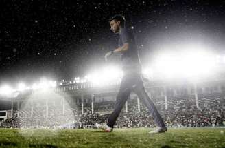 Anselmi em ação no clássico contra o Vasco –