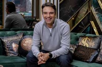 Tadeu Schmidt assumiu o posto de apresentador do Big Brother Brasil já há cinco edições –