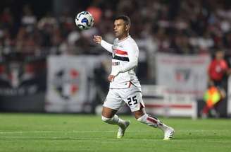 Alisson completa um mês sem jogar pelo São Paulo –