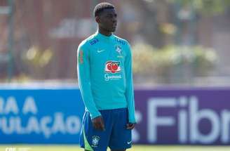 Khensane, do Coritiba, pode ser novo reforço para a base do Flamengo –