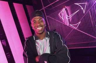 Chuteira será de uso exclusivo de Vini Jr –