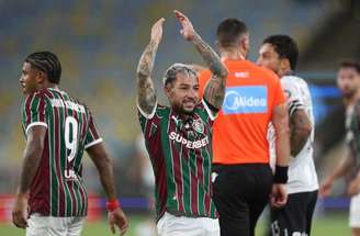 Lucho Acosta vibra com gol da vitória no clássico contra o Botafogo, no Maracanã –