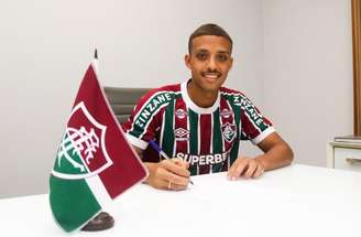 Davi Melo com o pai Felipe Melo –