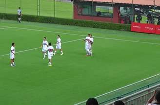 São Paulo vira pra cima do Botafogo e estreia com vitória no Brasileirão Sub-20 –