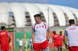 Internacional venceu o Ypiranga por 3 a 0 no jogo de ida –