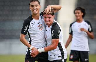 Corinthians goleou América-MG em estreia no Brasileirão sub-20 –