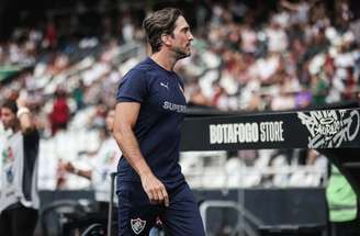 Zubeldía está fora do segundo jogo da semifinal do Carioca –