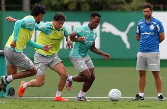 Emiliano Martínez deve desfalcar Palmeiras contra o Fluminense –