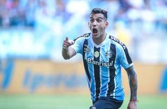 Cristaldo em campo pelo Grêmio – FOTO: LUCAS UEBEL/GREMIO FBPA