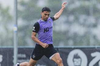Victor Hugo em campo pelo Atlético-MG contra o Grêmio – FOTO: LUCAS UEBEL/GREMIO FBPA