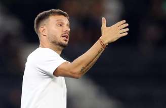 Anselmi ainda passa por um período de adaptação no Botafogo –