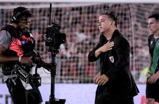 Gallardo entrou para a história do River Plate como treinador mais vitorioso ao conquistar 14 títulos em sua primeira passagem – Marcelo Endelli/Getty Images)