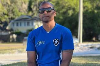 Botafogo contratou Neto nesta temporada –