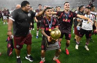 Lanús provocou o Flamengo e Lucas Paquetá –