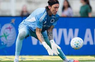 Cássio não tem previsão de volta ao Cruzeiro –