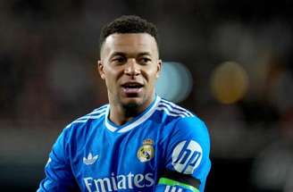 Alvaro Arbeloa, treinador do Real Madrid, acompanha de perto a situação de Mbappé –