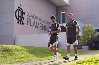 Filipe Luis e Rodrigo Caio, ainda à época de jogadores do Flamengo –